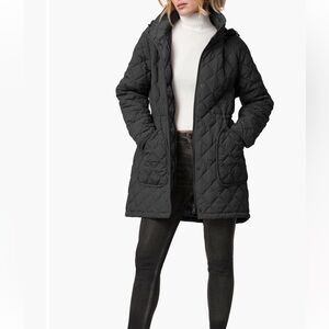 Bernardo Diamond Quilted Hooded Jacket
